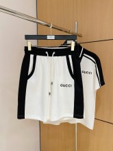 日本未入荷 グッチ コピー の2026SS 半袖Tシャツ半ズボンセット