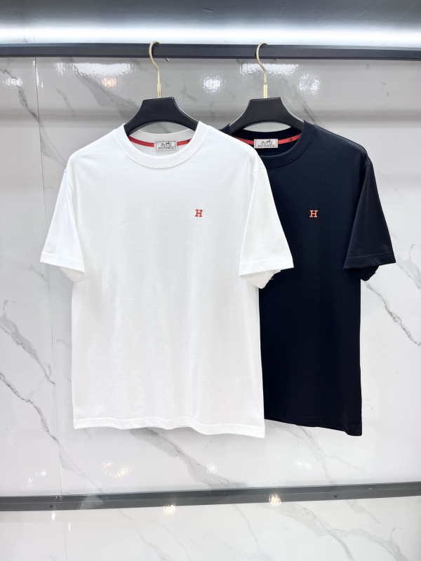 入手困難 エルメス スーパーコピー 2026SS メンズクルーネック半袖Tシャツ