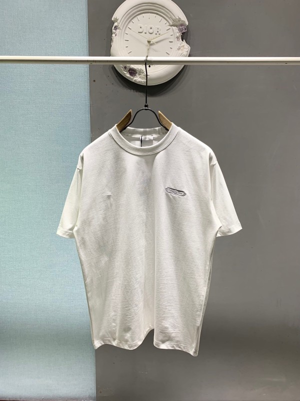 【限定】 ディオール 激安通販 の2026SSクルーネック半袖Tシャツ
