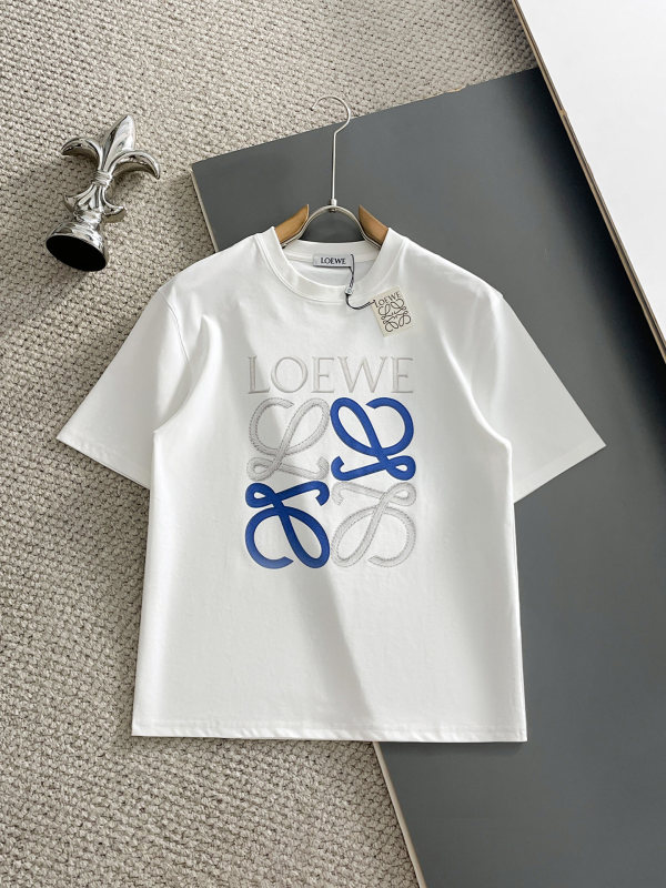 超話題! ロエベ n級品 の2026SSクルーネック半袖Tシャツ