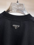 追跡付 プラダ スーパーコピー の2026SS半袖ラウンドネックTシャツ
