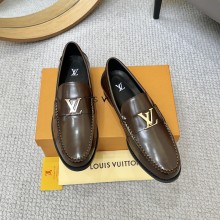 入手困難 ルイヴィトン コピー 2026SS メンズビジネスカジュアルシューズ