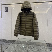 日本未入荷 モンクレール コピーおすすめ の2026SS 秋冬薄手スペアリブダウンジャケット