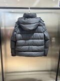超奇跡の入荷☆ モンクレール 激安偽物 2026SS ショート丈ダウンジャケット