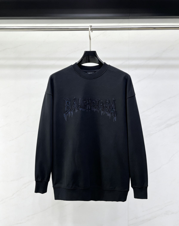 【話題商品！】 バレンシアガ 偽物通販 2026SS 刺繍ラウンドネックの衛衣