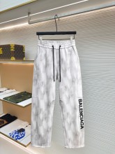 超奇跡の入荷☆ バレンシアガ スーパーコピー 2026SS スタイリッシュカジュアルパンツ