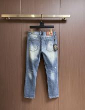 日本未入荷 ヴェルサーチ コピー 2026SS メンズ ジーンズ