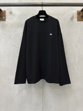 新作 セリーヌ コピーおすすめ の2026SS 刺繍入りゆったり長袖Tシャツ