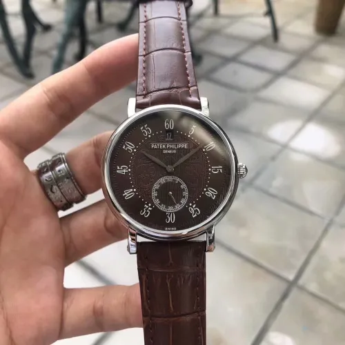大人気新品パテックフィリップ 時計 コピー メンズ クオーツ 4色