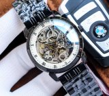 大人気新品ヴァシュロンコンスタンタン 時計 コピー メンズ 自動巻き 2色