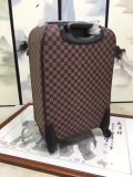 ルイヴィトンバッグコピー 2020新品注目度NO.1 Louis Vuitton 男女兼用 スーツケース