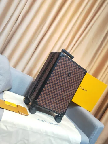 ルイヴィトンバッグコピー 定番人気2020新品 Louis Vuitton 男女兼用 スーツケース