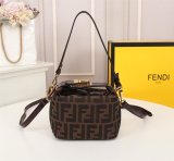 フェンディバッグコピー 2021新品注目度NO.1 FENDI レディース ショルダーバッグ