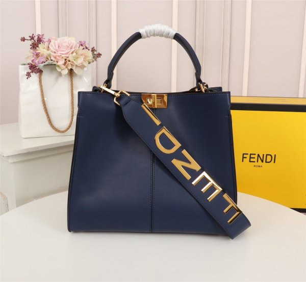 フェンディバッグコピー 定番人気2021新品 FENDI レディース トートバッグ