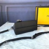 フェンディバッグコピー 定番人気2021新品 FENDI レディース ショルダーバッグ