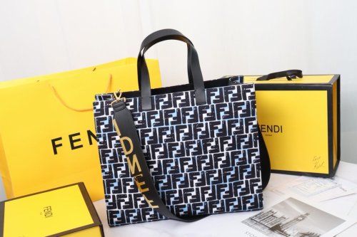 フェンディバッグコピー 定番人気2021新品 FENDI レディース トートバッグ