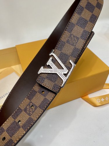 ルイヴィトンベルトコピー 2021新品注目度NO.1 Louis Vuitton メンズ ベルト