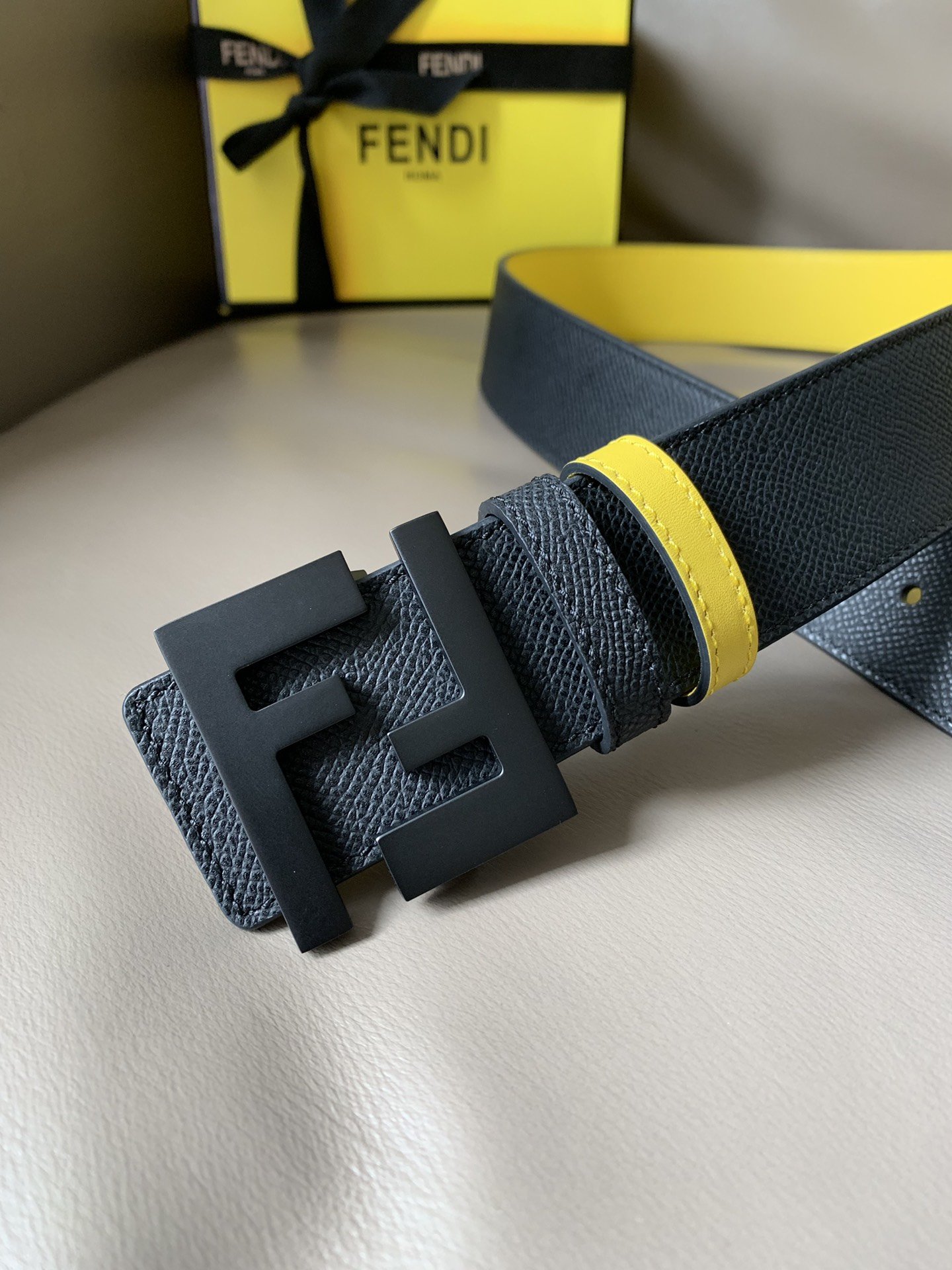 円 14800 - フェンディ ベルトコピー 定番人気2021新品 FENDI メンズ