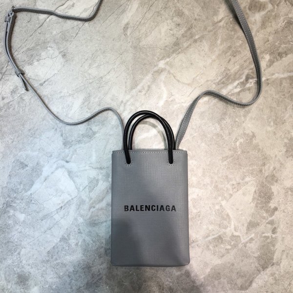 高品質 バレンシアガバッグコピー 定番人気2021新品 BALENCIAGA 男女兼用 ショルダーバッグ