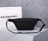 バレンシアガバッグコピー 大人気2021新品 BALENCIAGA 男女兼用 ボディバッグ