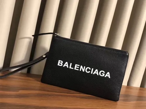バレンシアガバッグコピー 大人気2021新品 BALENCIAGA メンズ セカンドバッグ