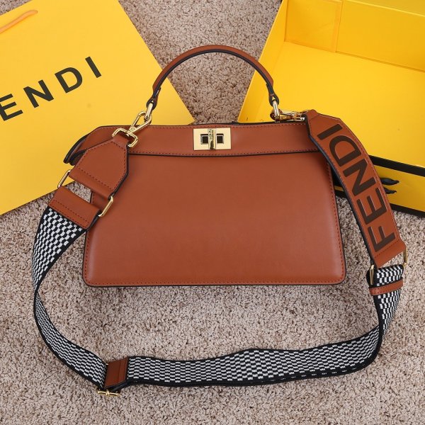 フェンディバッグコピー 大人気2021新品 FENDI レディース ハンドバッグ