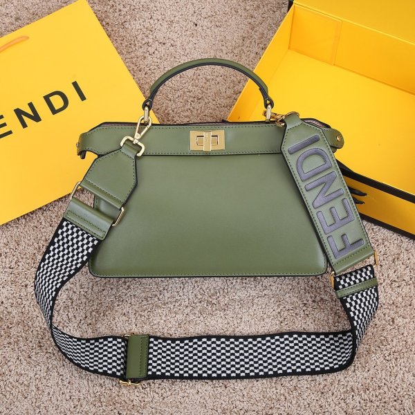 フェンディバッグコピー 2021新品注目度NO.1 FENDI レディース ハンドバッグ