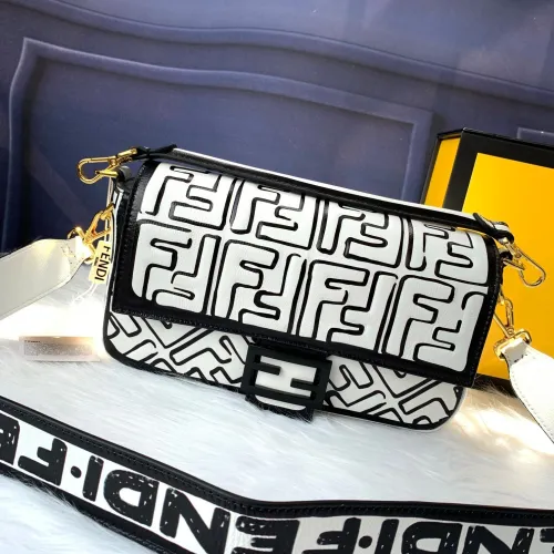フェンディバッグコピー 大人気2021新品 FENDI レディース ショルダーバッグ