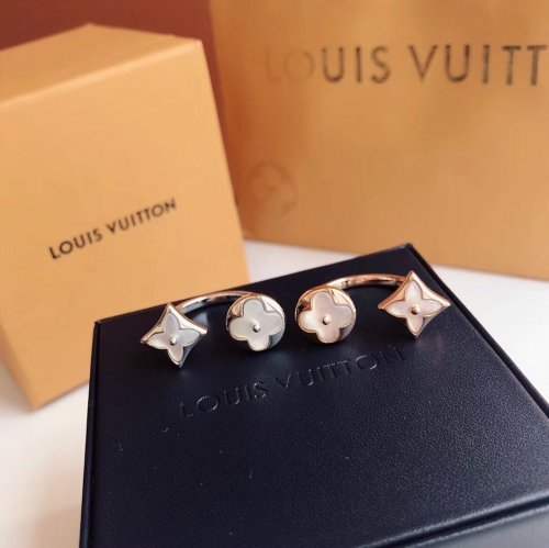 ルイヴィトン指輪コピー 定番人気2021新品 Louis Vuitton レディース 指輪 925シルバー 2色