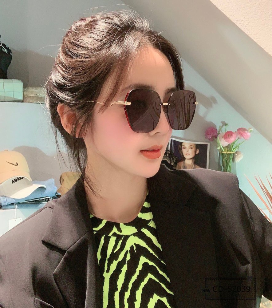 円 9800 ディオール サングラスコピー 定番人気21新品 Dior レディース サングラス 3色 M Vog79 Com