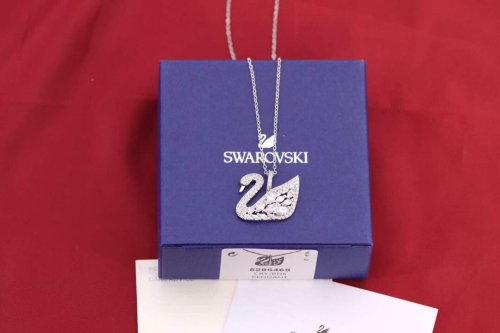 スワロフスキーネックレスコピー 定番人気2021新品 SWAROVSKI レディース ネックレス