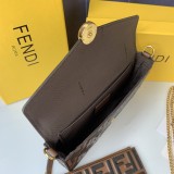 フェンディバッグコピー 大人気2021新品 FENDI レディース セカンドバッグ