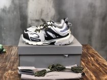 バレンシアガ 靴コピー定番人気2021新品 BALENCIAGA メンズ スニーカー