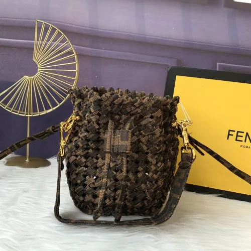 フェンディバッグコピー 2021新品注目度NO.1 FENDI レディース バケツバッグ