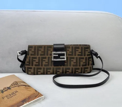 フェンディバッグコピー 2021新品注目度NO.1 FENDI レディース ショルダーバッグ