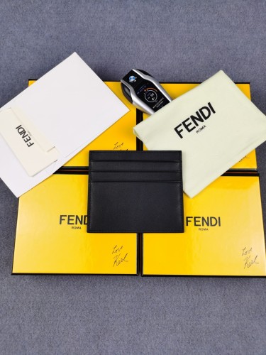 フェンディ財布コピー 2021新品注目度NO.1 FENDI メンズ 財布