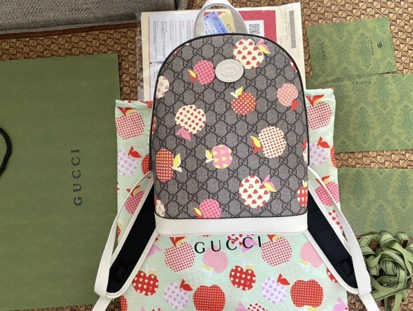 高品質 グッチバッグコピー 2021新品注目度NO.1 GUCCI レディース バックパック