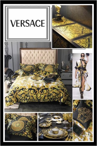 ヴェルサーチェ寝具カバーコピー 定番人気2022新品 VERSACE 寝具カバー綿１０ ０％ 4点セット