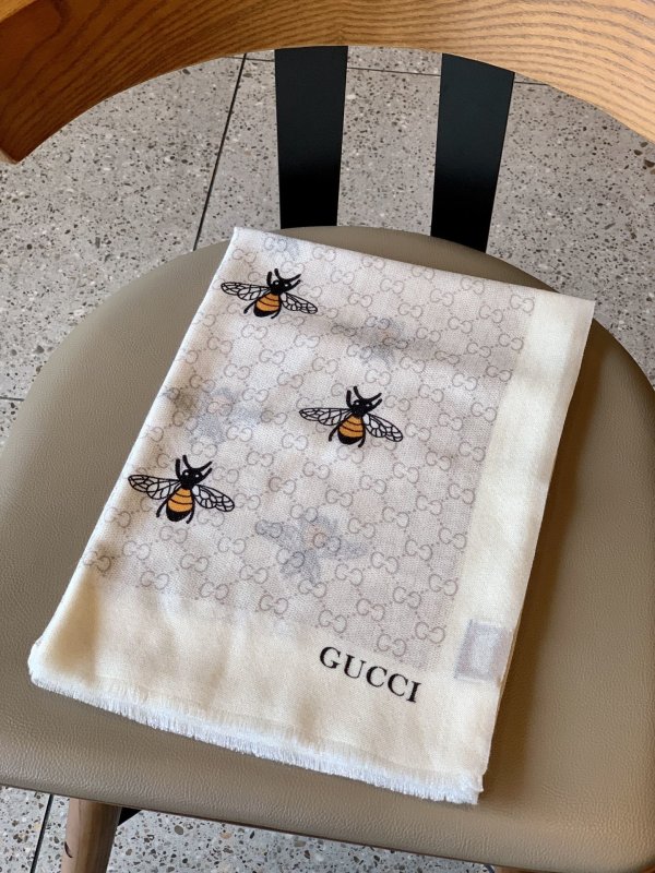 グッチマフラーコピー 2022新品注目度NO.1 GUCCI 男女兼用 ウール スカーフ