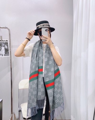 グッチマフラーコピー 大人気2022新品 GUCCI 男女兼用 ウールスカーフ