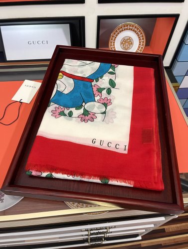 グッチマフラーコピー 2022新品注目度NO.1 GUCCI 男女兼用 ウール スカーフ