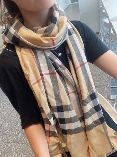 バーバリーマフラーコピー 大人気2022新品 BURBERRY 男女兼用 ウールスカーフ