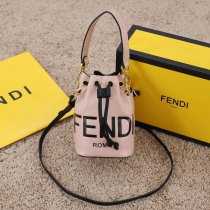 フェンディバッグコピー 定番人気2022新品 FENDI レディース バケツバッグ