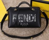 フェンディバッグコピー 2022新品注目度NO.1 FENDI レディース ショルダーバッグ