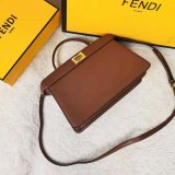 フェンディバッグコピー 2022新品注目度NO.1 FENDI レディース ハンドバッグ