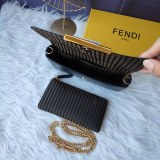 フェンディバッグコピー 定番人気2022新品 FENDI レディース ショルダーバッグ