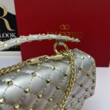 ヴァレンティノバッグコピー 大人気2022新品 Valentino レディース ショルダーバッグ