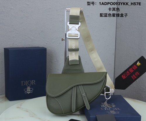 ディオールバッグコピー 定番人気2022新品 Dior メンズ ボディバッグ