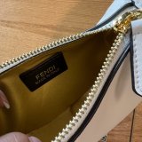 フェンディバッグコピー 2022新品注目度NO.1 FENDI レディース ハンドバッグ