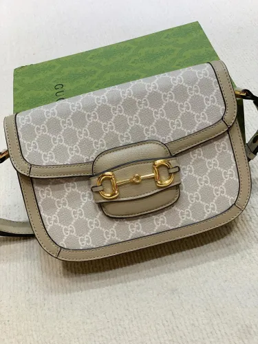 グッチバッグコピー 2022新品注目度NO.1 GUCCI レディース ショルダーバッグ
